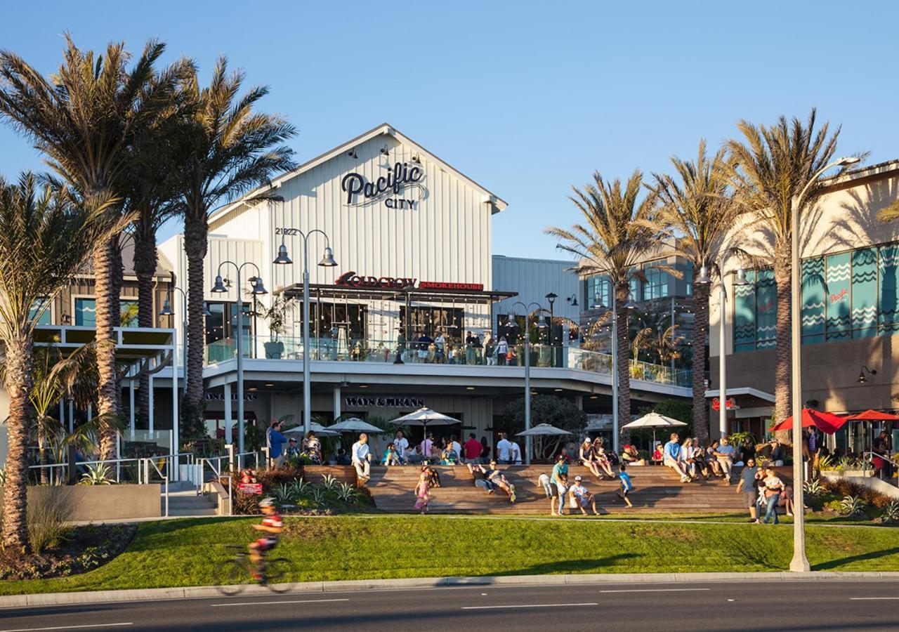 Remodeled Great Location With Ac Jacuzzi Foosball Roof Deck Steps To Beach Hotel Huntington Beach Exterior photo